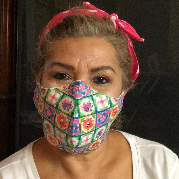 Reversible Mask - Picture 2 of 3